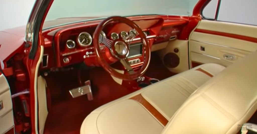 1961-Chevrolet-Impala-Blends-Performance-and-Style-2-1024x536.png